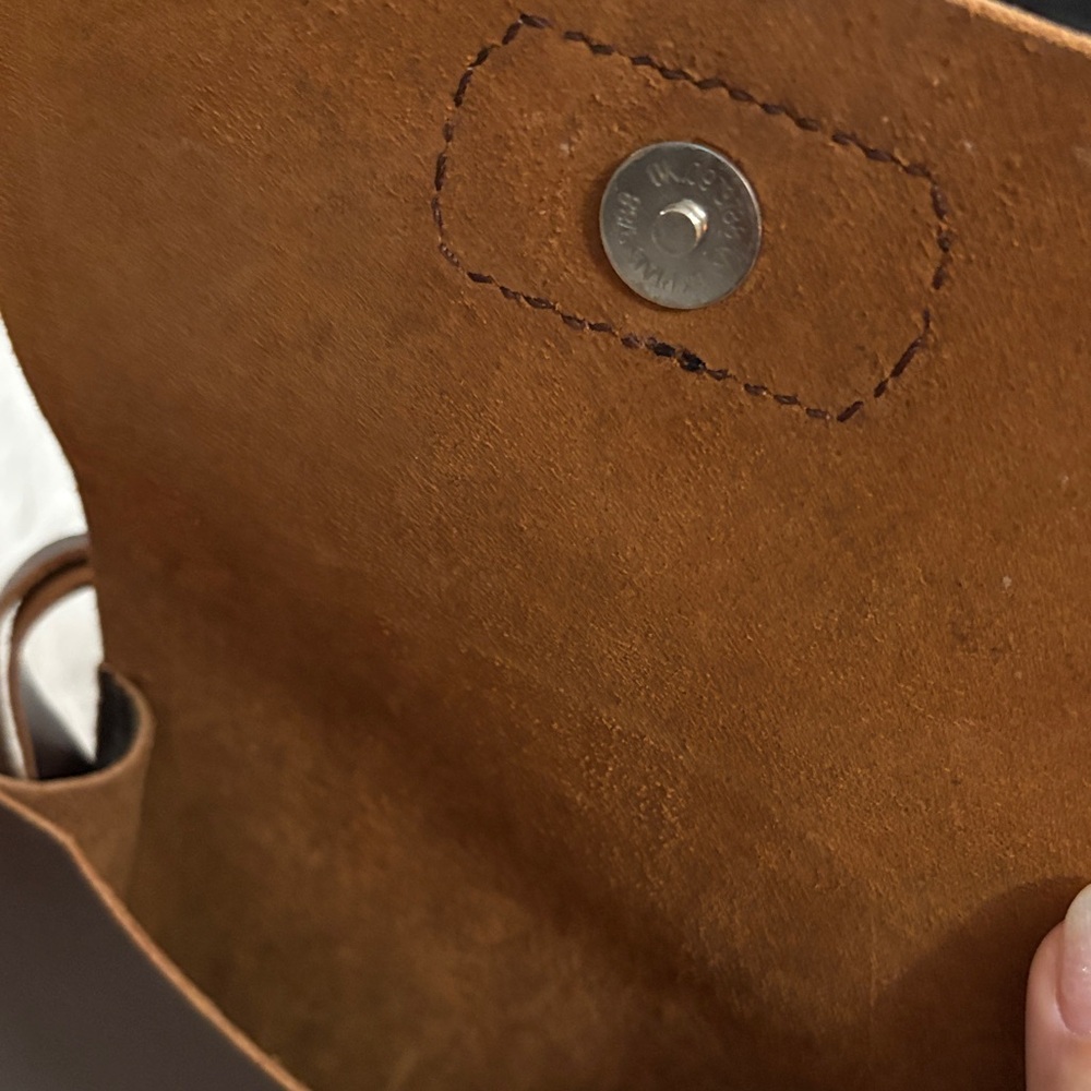 Handmade In Puerto Rico Real Leather Brown Crossbody Bag - Picture 2 of 5